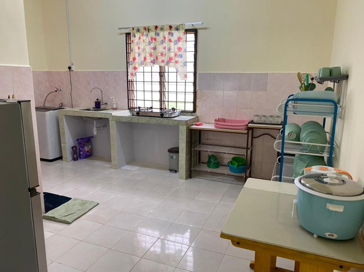 Homestay Sri Jasmine カジャン エクステリア 写真